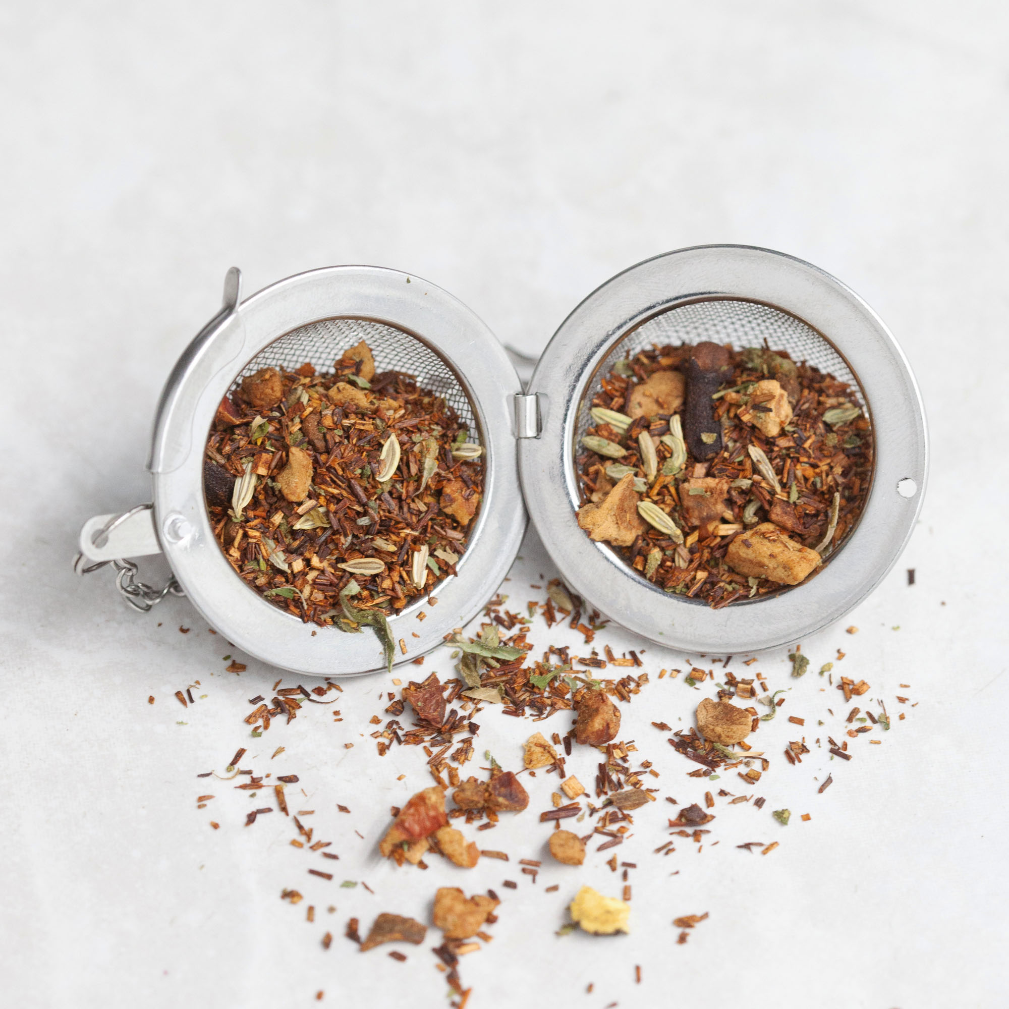 You are currently viewing Rooibos : l’infusion parfaite le soir comme la journée !