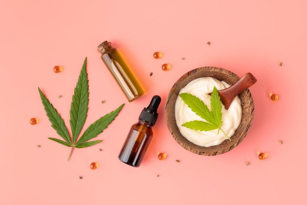 Lire la suite à propos de l’article Quelques bienfaits beauté prodigués par le CBD