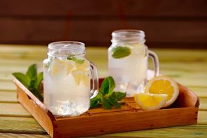 Lire la suite à propos de l’article Recette originale de la limonade au CBD : rafraîchissement et détente assurés
