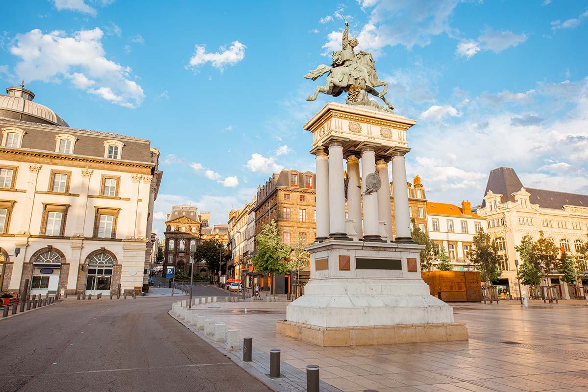 You are currently viewing Les meilleures Pharmacie de CBD à Clermont-Ferrand – Top 10 des points de ventes